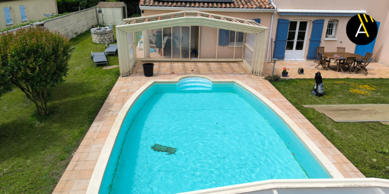 Réparation d’un abri de piscine en Dordogne (24)